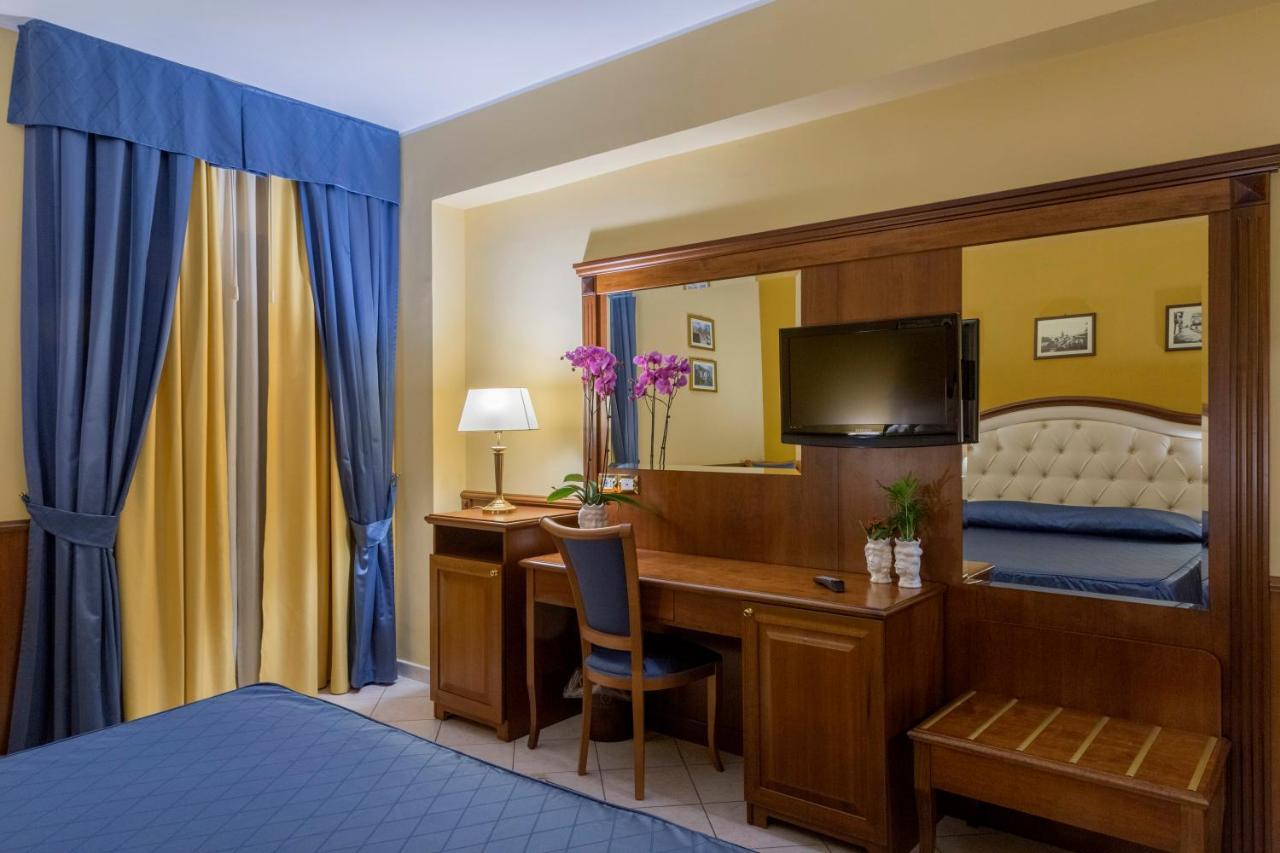 Hotel San Michele Мілаццо Екстер'єр фото