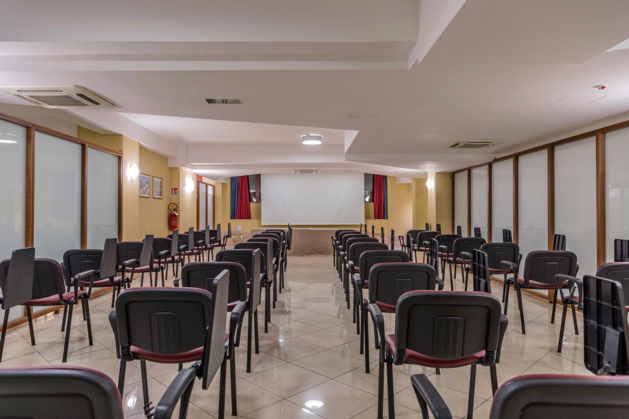 Hotel San Michele Мілаццо Екстер'єр фото