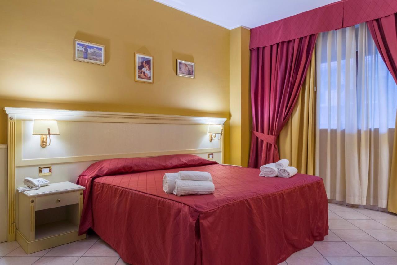 Hotel San Michele Мілаццо Екстер'єр фото